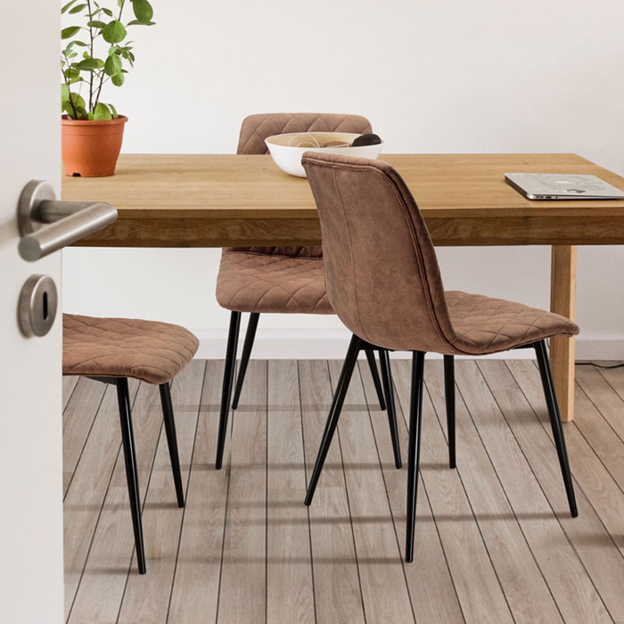 리로 철제 의자